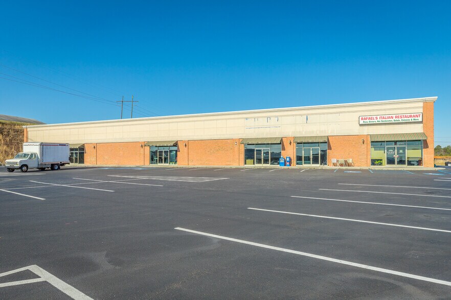 More Photos Of 150 Pearl Dr, LaFayette Restaurant For Lease