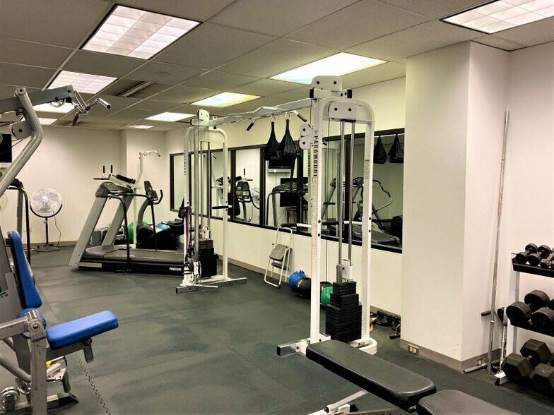 More Photos Of 10 N Ludlow St, Dayton Office For Lease