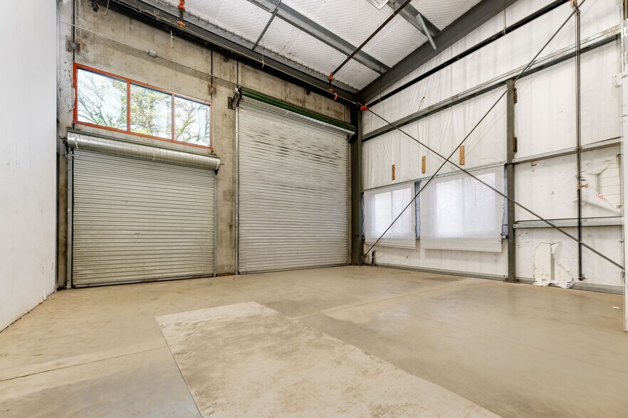 More Photos Of 12257-12295 Loma Rica Dr, Grass Valley Warehouse For Sale