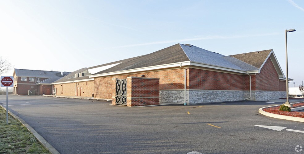 More Photos Of 6187 Marcella Blvd, Hobart Medical For Lease