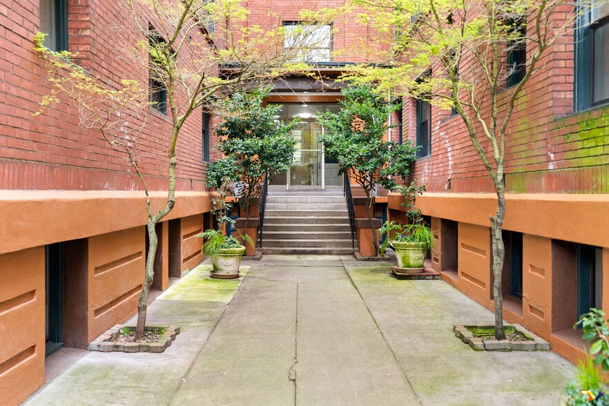 More Photos Of , Portland Multifamily For Sale