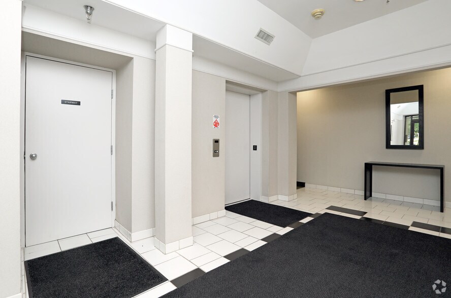 More Photos Of 14900 Sweitzer Ln, Laurel Office For Lease