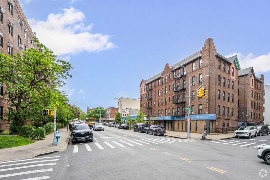 More Photos Of 5008 Fort Hamilton Pky, Brooklyn Apartments For Lease