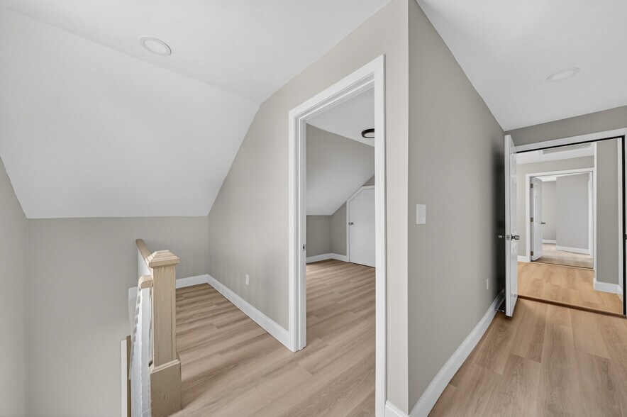 More Photos Of 165 Grant St, Fall River Apartments For Sale