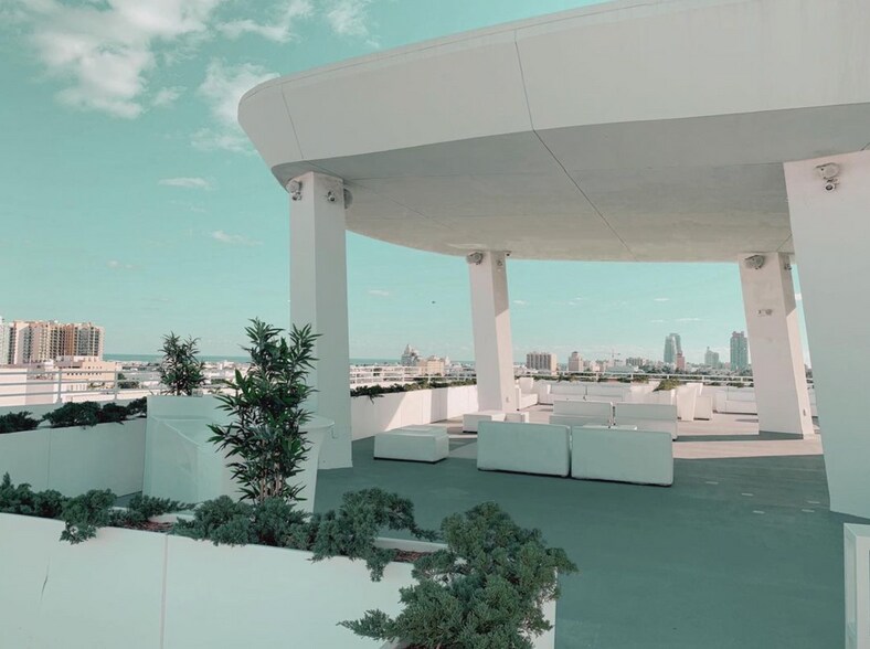More Photos Of 605 Lincoln Rd, Miami Beach Office Residential For Sale