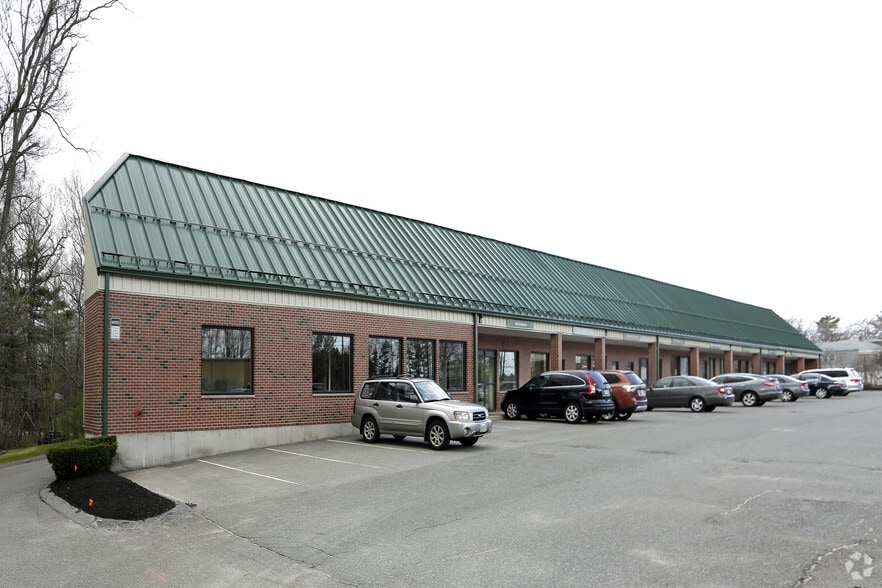 Primary Photo Of 939-941 Salem St, Groveland Storefront Retail Office For Lease