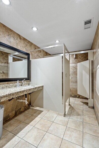 More Photos Of 6206 Lilac Dr N, Brooklyn Center Religious Facility For Sale