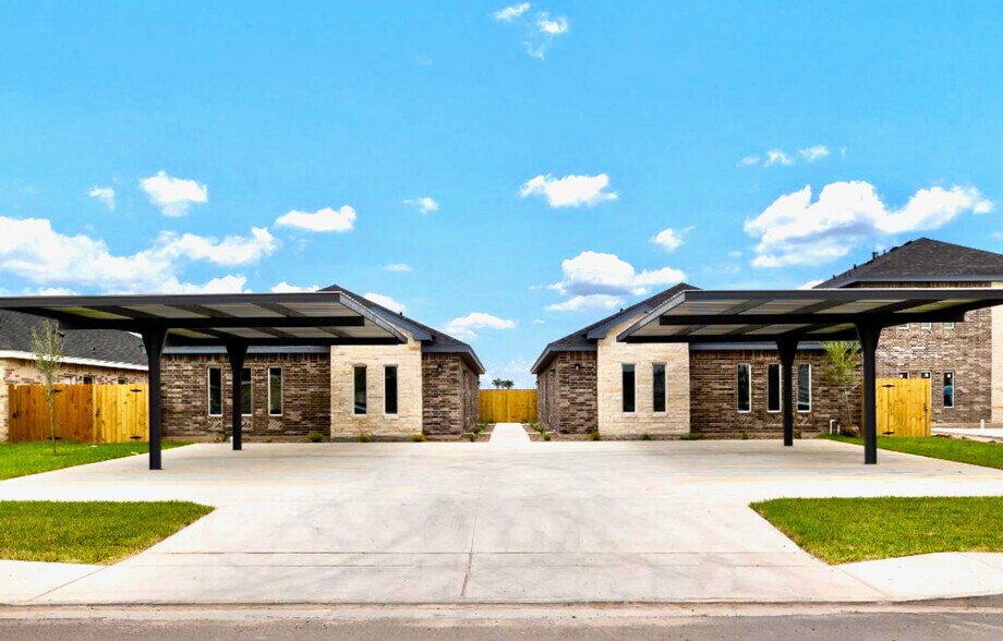 Primary Photo Of 2608 E Israel Ave, Alton Multifamily For Sale