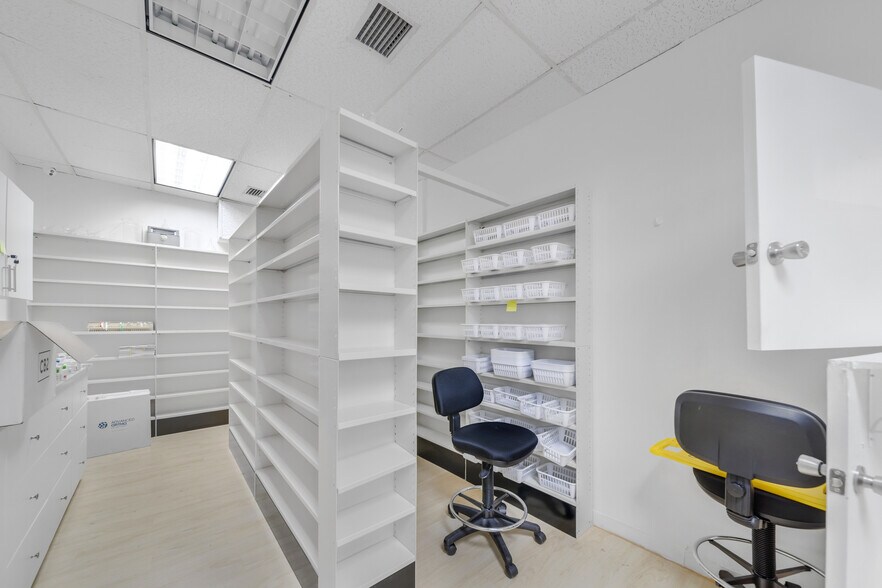 More Photos Of 3401 SW 8th St, Miami Unknown For Lease
