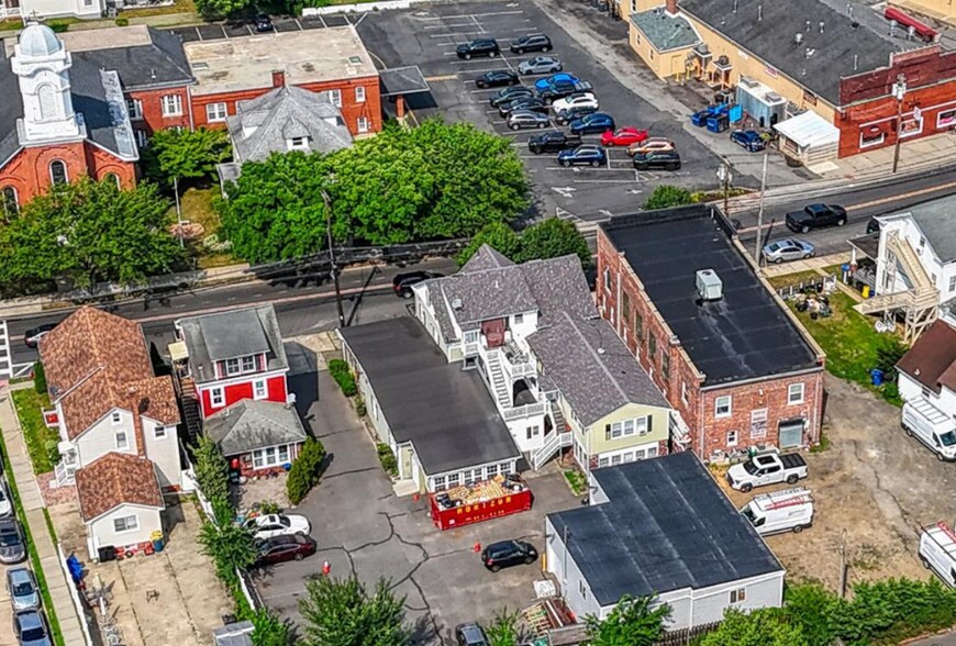 More Photos Of 46 N Main St, Milltown General Retail For Lease