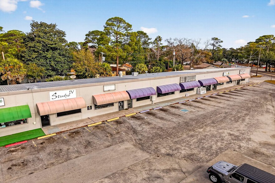 More Photos Of 4421-4443 Skidaway Rd, Savannah Storefront Retail Office For Lease