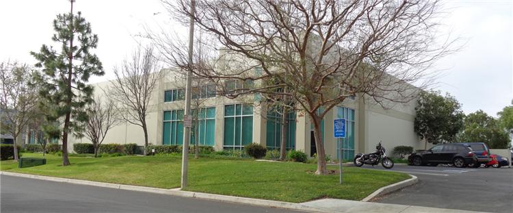 More Photos Of 331 Science Dr, Moorpark Warehouse For Lease