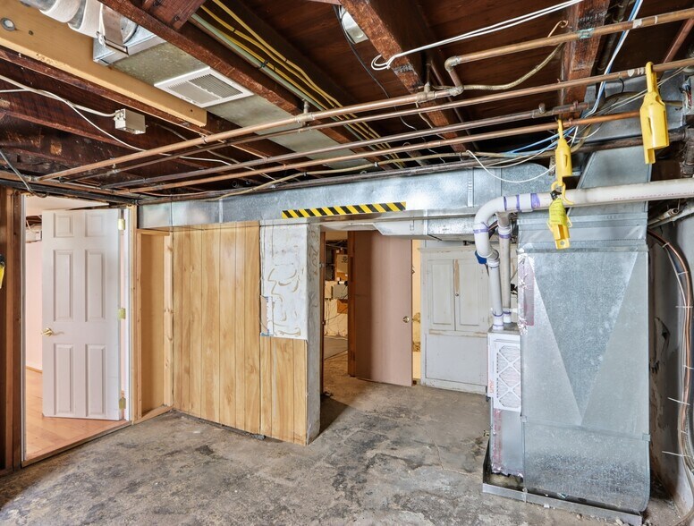 More Photos Of 4405 Leeds Ave, Baltimore Office Residential For Sale