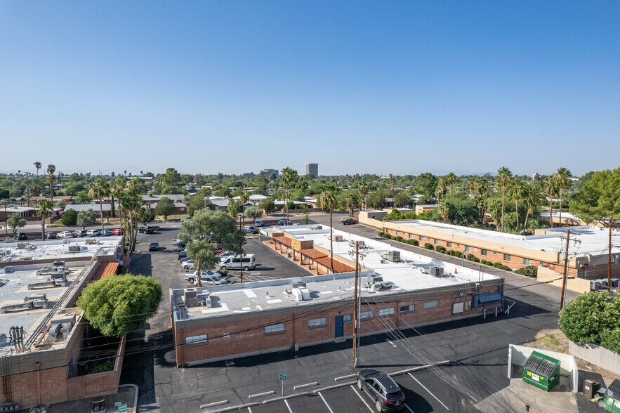 More Photos Of 1011 N Craycroft Rd, Tucson Medical For Lease