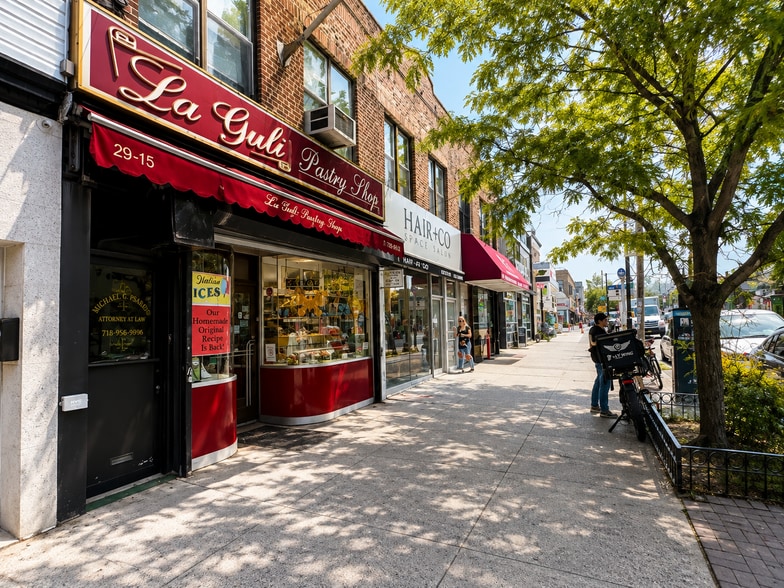 More Photos Of 2915 Ditmars Blvd, Astoria General Retail For Lease