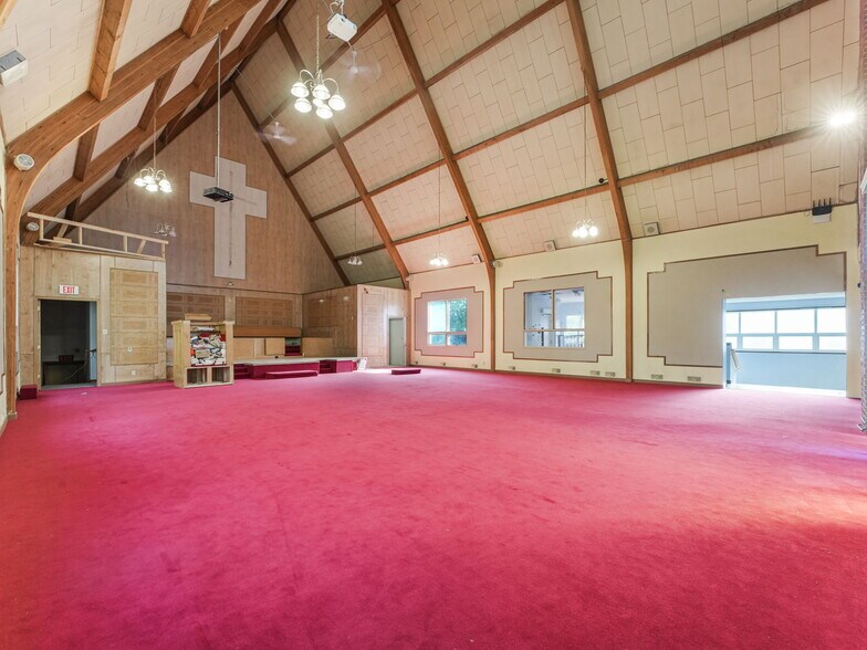 More Photos Of 9630 74 Av NW, Edmonton Flex For Sale