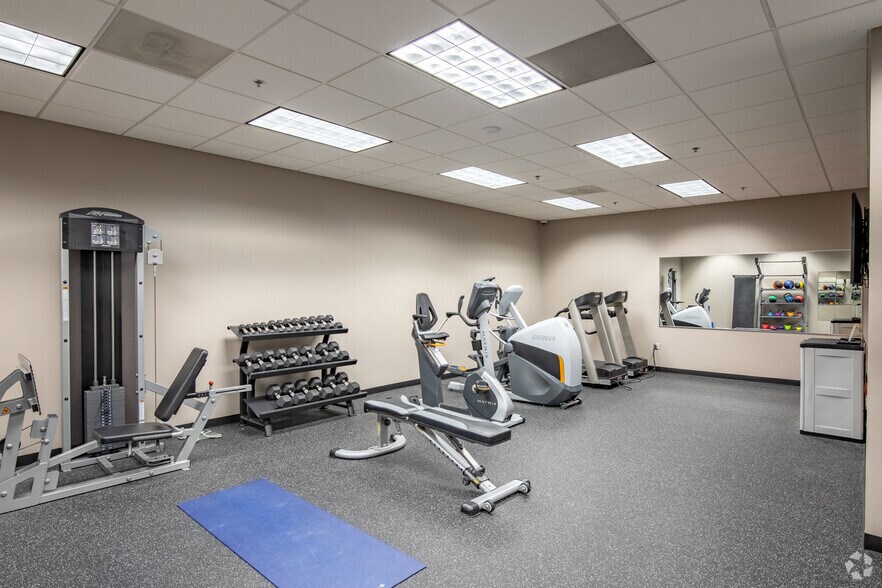 More Photos Of 3780 Mansell Rd, Alpharetta Unknown For Lease