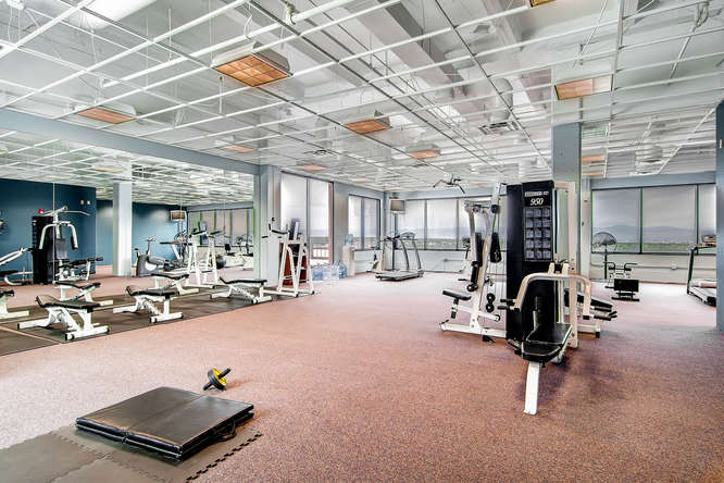 More Photos Of 3025 S Parker Rd, Aurora Unknown For Lease