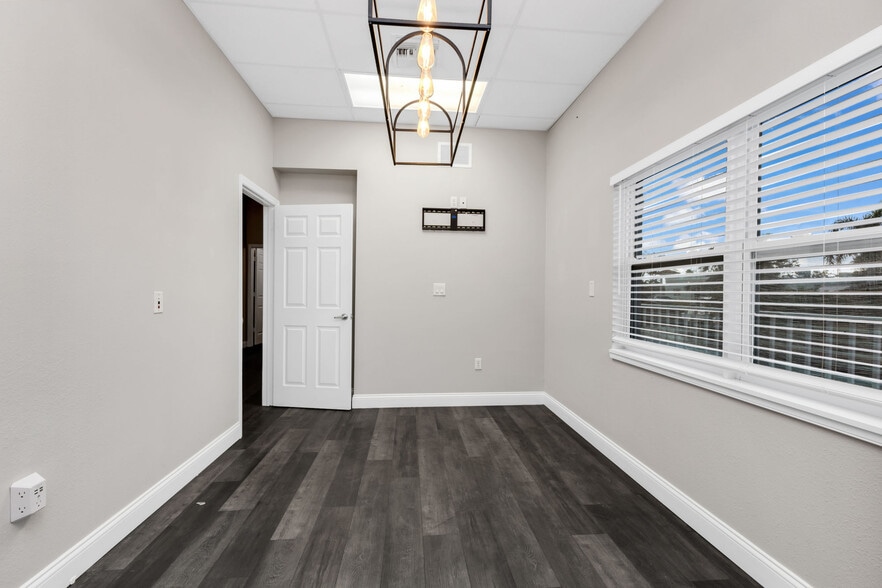 More Photos Of 2421 Shreve St, Punta Gorda Office For Lease