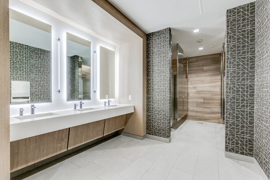 More Photos Of 2380 Performance Dr, Richardson Unknown For Lease