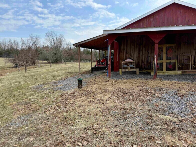 More Photos Of 51 Crane Rd, Winthrop General Retail For Sale
