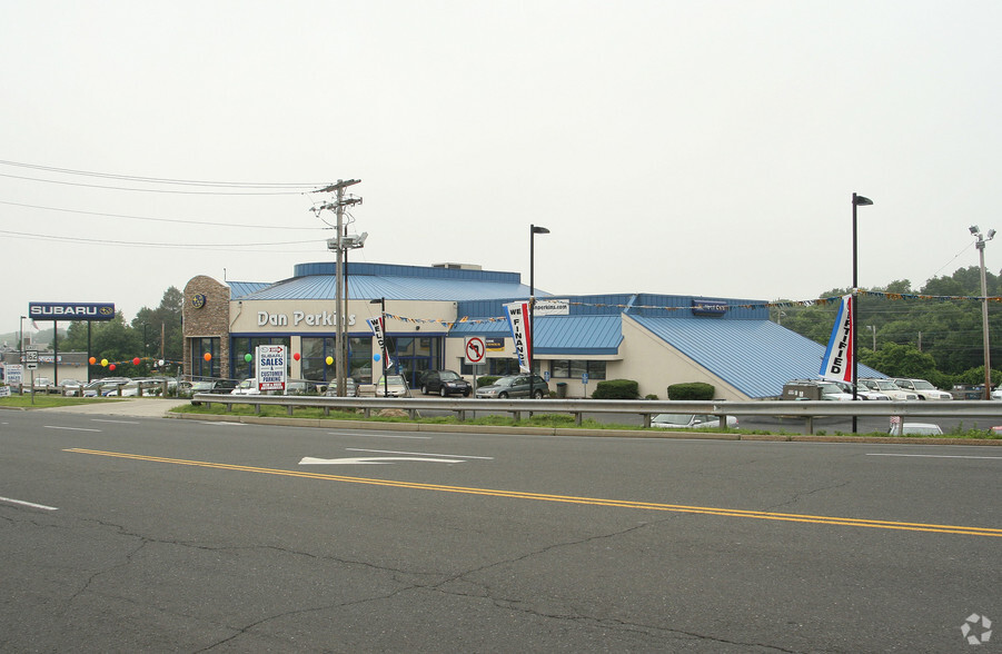 Primary Photo Of 1 Boston Post Rd, Milford Auto Dealership For Sale