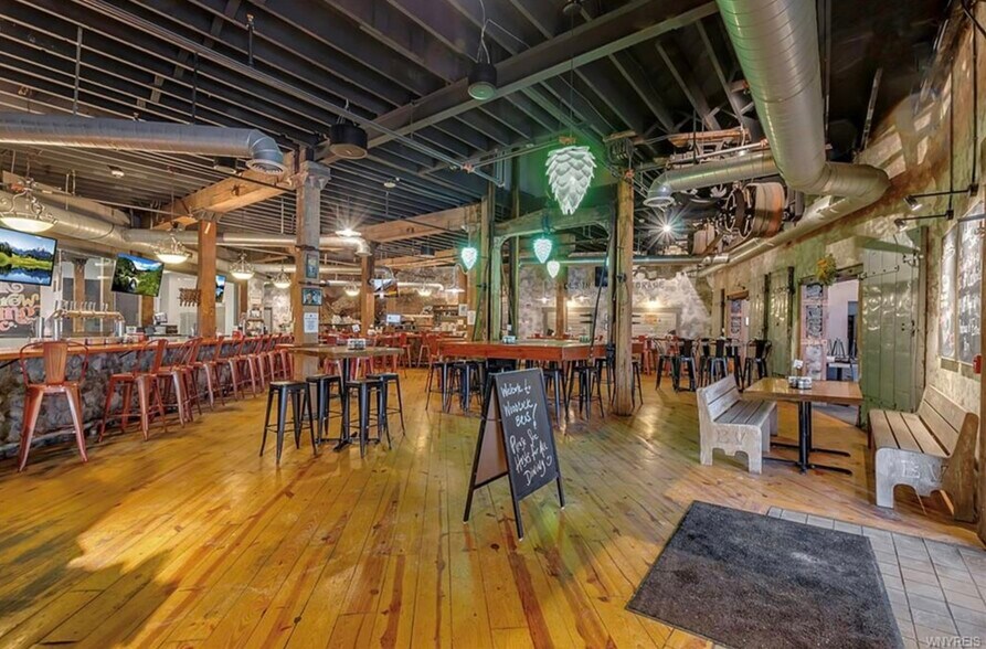 More Photos Of 638 Lake St, Wilson Freestanding For Sale