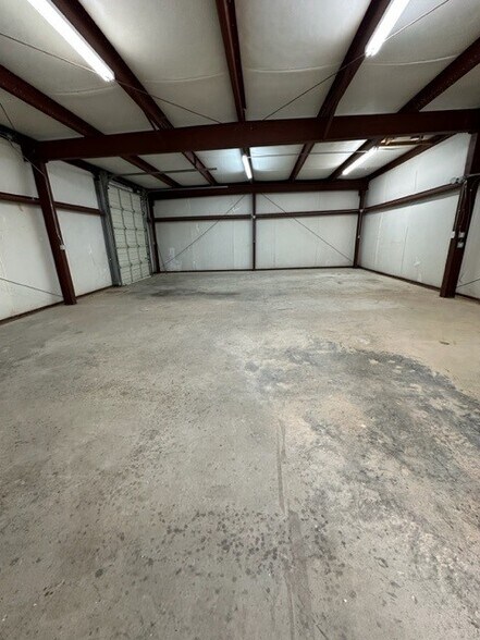 More Photos Of 1484 Lake City Industrial Ct, Morrow Flex For Sale