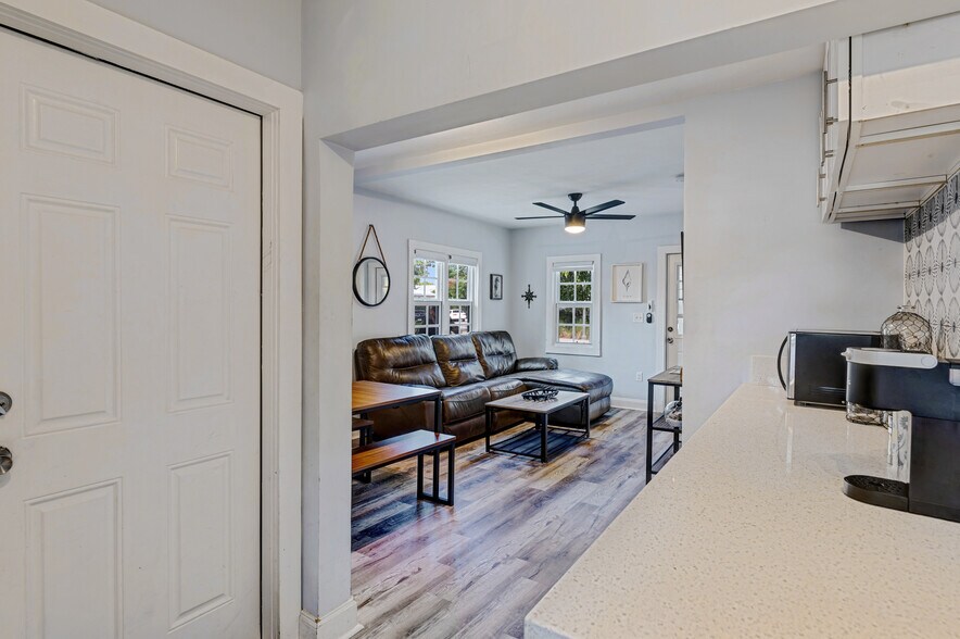 More Photos Of 314 S Federal Hwy, Lake Worth Beach Apartments For Sale