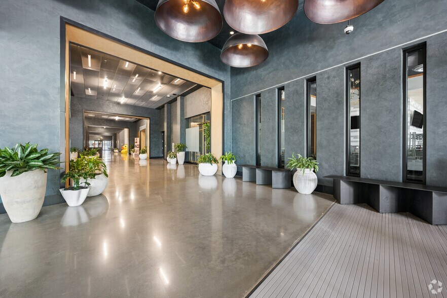More Photos Of 1055 howell mill Rd, Atlanta Office For Lease