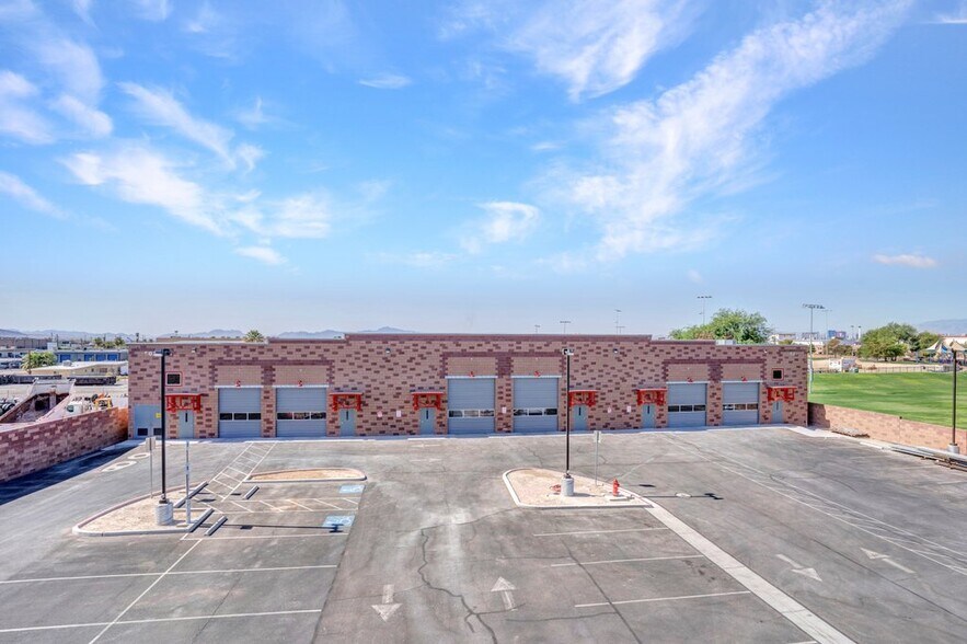 More Photos Of 5041 Cheyenne ave, Las Vegas Warehouse For Lease