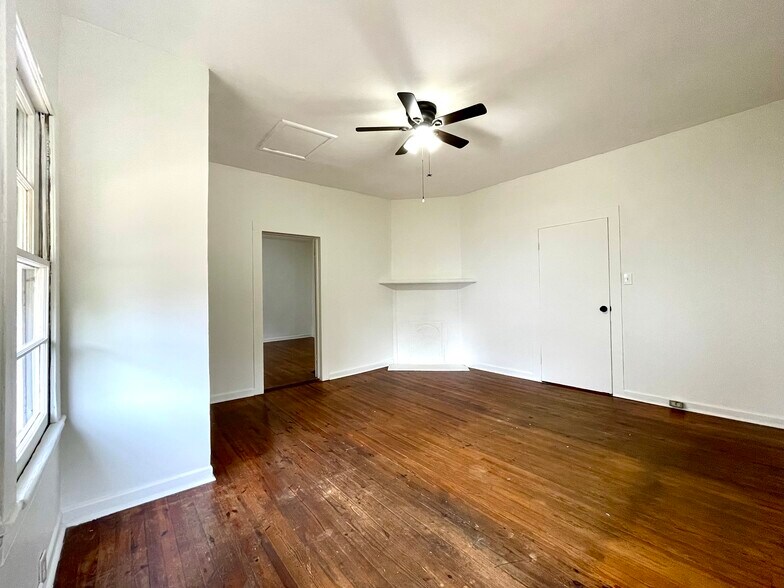 More Photos Of , Spartanburg Unknown For Sale