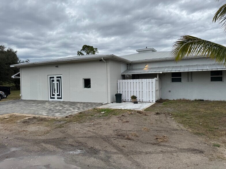 More Photos Of 11331 Long Rd, Fort Myers Land For Sale