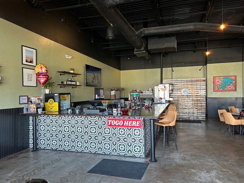 More Photos Of 5217 98th St, Lubbock General Retail For Lease