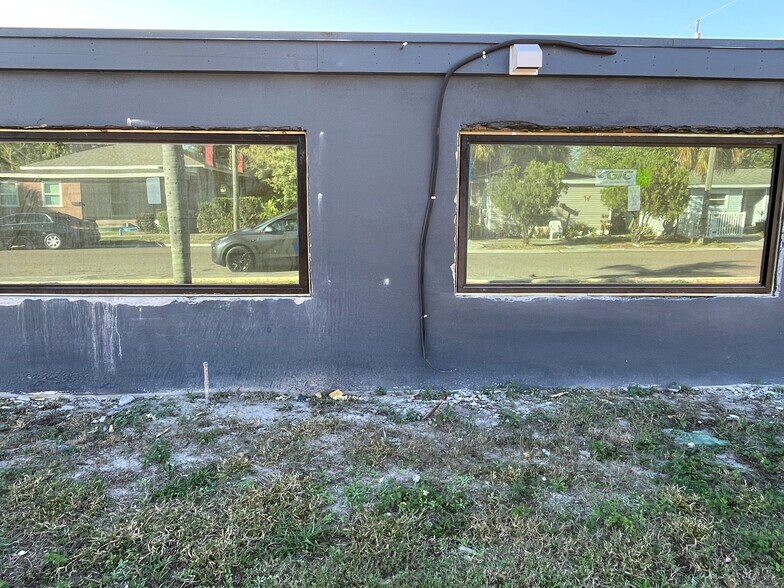More Photos Of 1940 7th Ave S, Saint Petersburg Medical For Lease