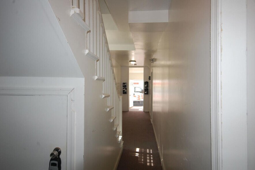 More Photos Of 293 4th Ave, Quantico Apartments For Sale