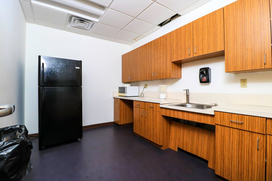 More Photos Of 1409 Washington Ave, Saint Louis Office For Sale