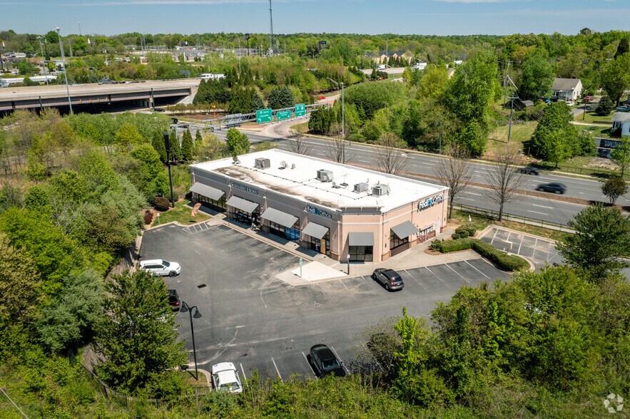 More Photos Of E Innes St, Salisbury Unknown For Lease