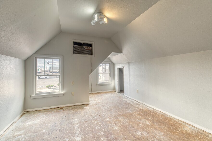 More Photos Of 235 W Idaho Ave, Ontario Office Residential For Sale