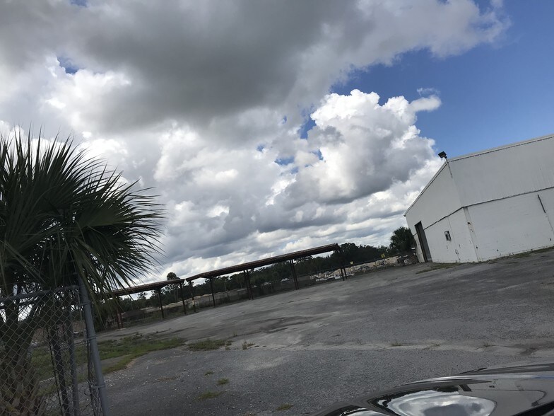 More Photos Of 700 S French Ave, Sanford Warehouse For Lease