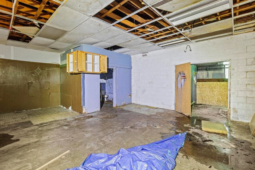 More Photos Of 2980 Myers St, Oroville General Retail For Sale
