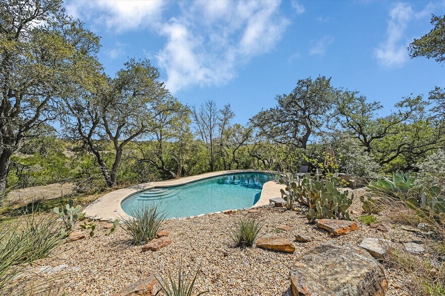 More Photos Of 411 Whitetail Ridge, Dripping Springs Land For Sale