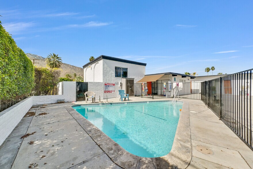 More Photos Of 1900 E Baristo Rd, Palm Springs Apartments For Sale