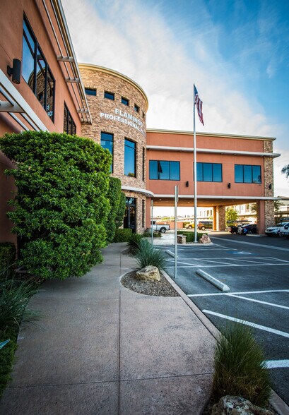 More Photos Of 8845 W Flamingo Rd, Las Vegas Medical For Lease