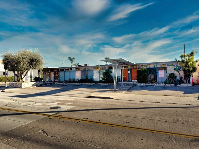 More Photos Of 1126 N Flower St, Santa Ana Medical For Sale
