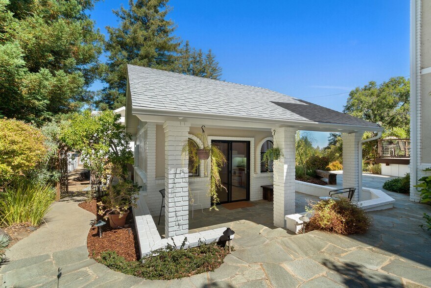 More Photos Of 7919 Empire Grade, Santa Cruz Multifamily For Sale