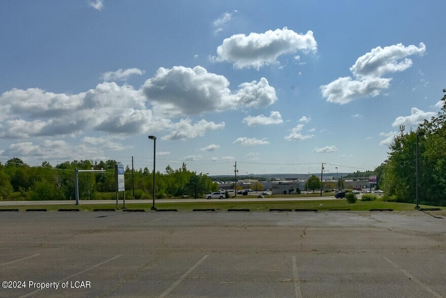 More Photos Of 832 Airport Rd, Hazle Township Medical For Sale