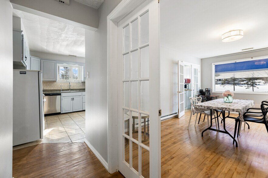 More Photos Of 7 Justin Dr, Coverdale Convenience Store For Sale