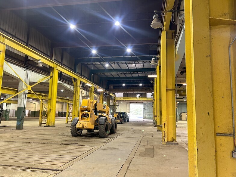 More Photos Of 5030 Flournoy Lucas Rd, Shreveport Manufacturing For Lease