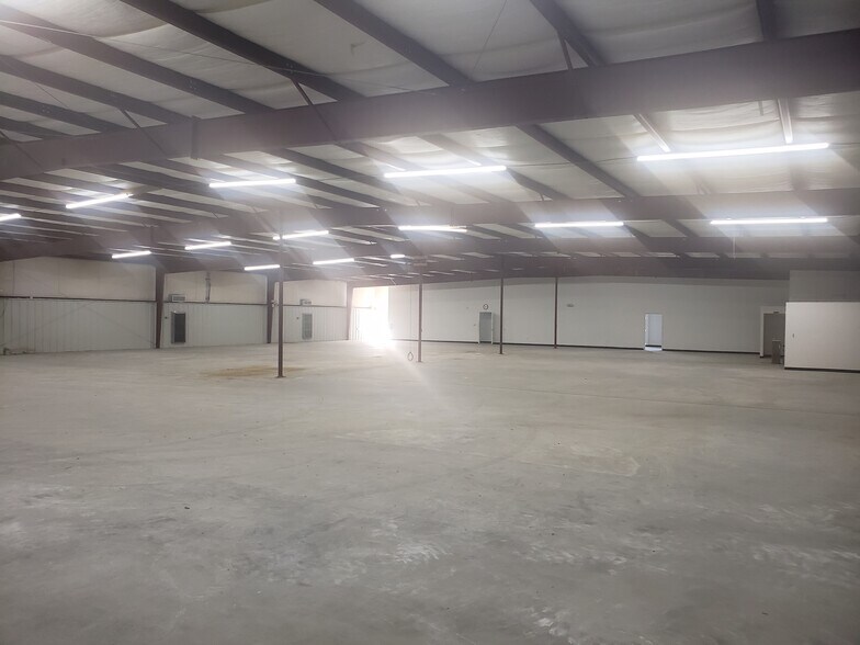 More Photos Of 133 Old Forreston Rd., Greeleyville Light Manufacturing For Sale